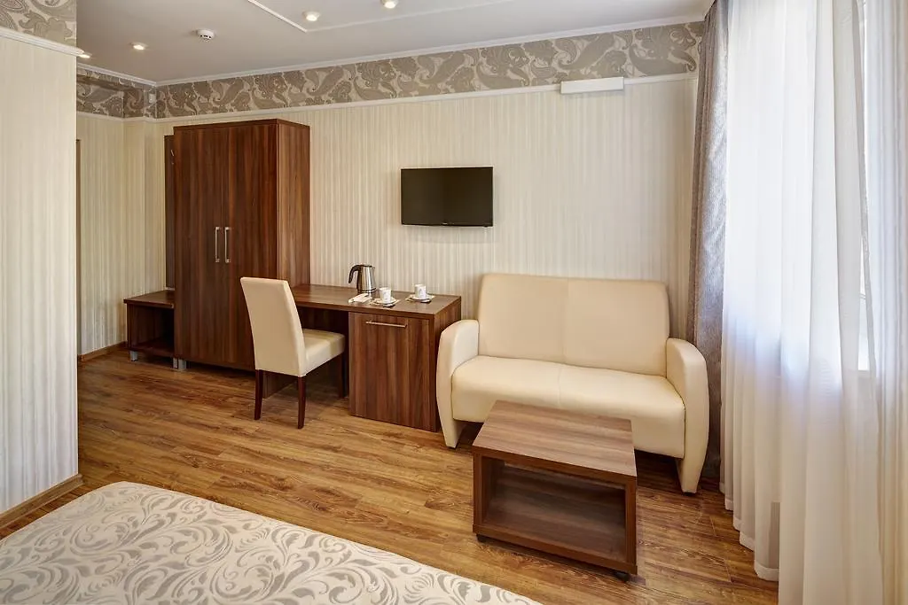 Three Crowns Hotel Leopoli