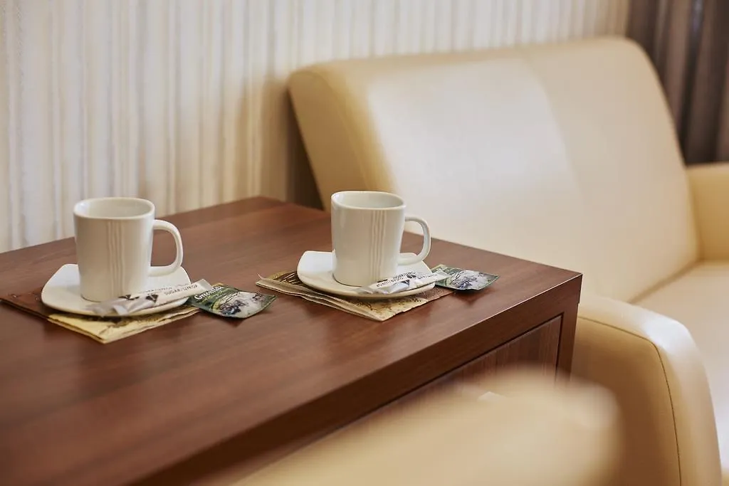 Three Crowns Hotel Lviv